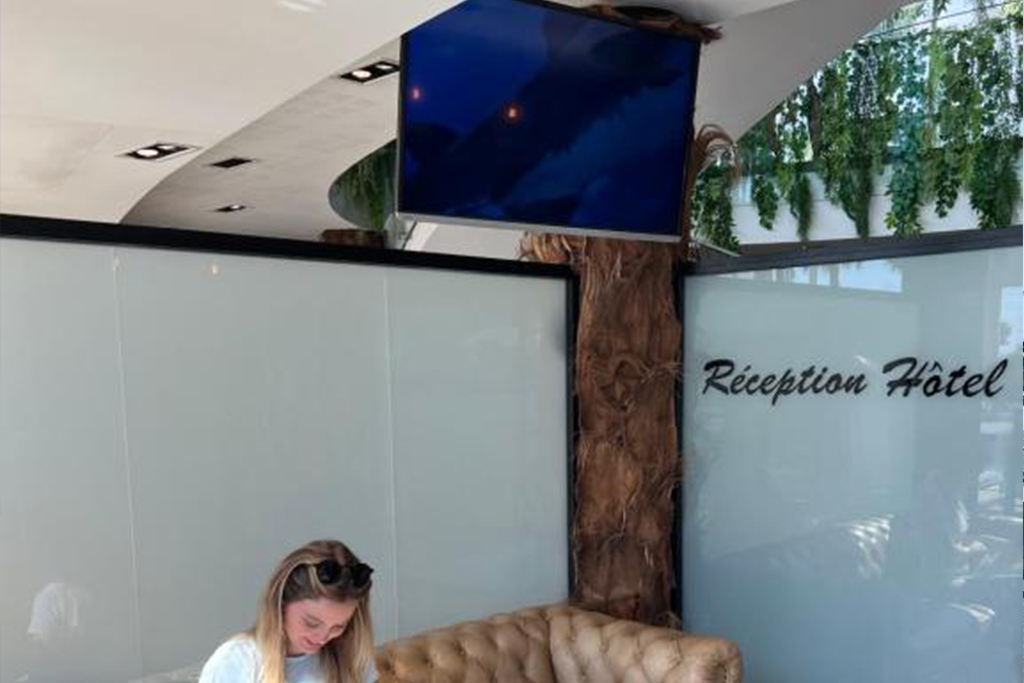 Modern lobby at SoBlue Hotel with a clean reception space and minimalist interior design.